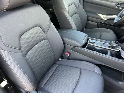 New 2026 Nissan Pathfinder SV AWD/4WD image 10