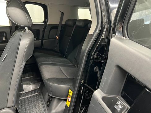 Used 2007 Toyota FJ Cruiser 4WD w/ Upgrade Pkg 2 image 9