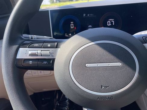 Used 2025 Hyundai Tucson SEL FWD image 33