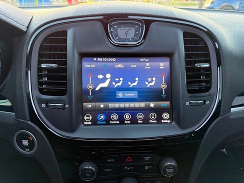 Used 2023 Chrysler 300 S image 15