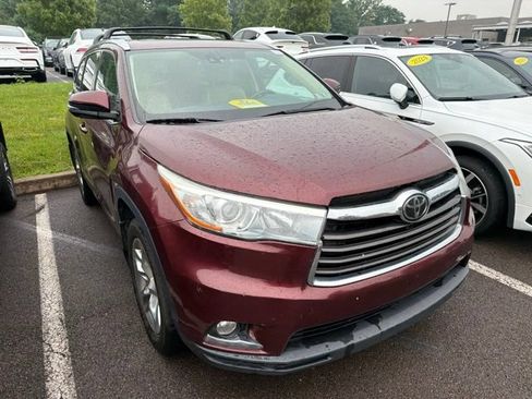 Used 2015 Toyota Highlander Limited Platinum AWD/4WD image 15