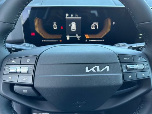 New 2026 Kia Sportage EX FWD image 23