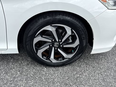 Used 2016 Honda Accord EX-L image 13