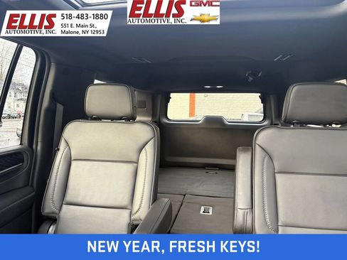 Used 2022 GMC Yukon XL Denali image 18