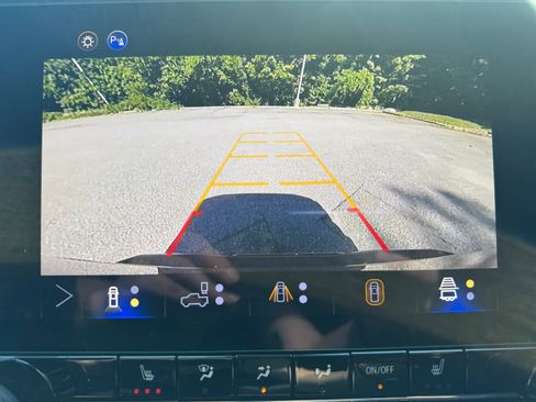 Used 2026 Chevrolet Colorado LT w/ LT Convenience Package AWD/4WD image 31