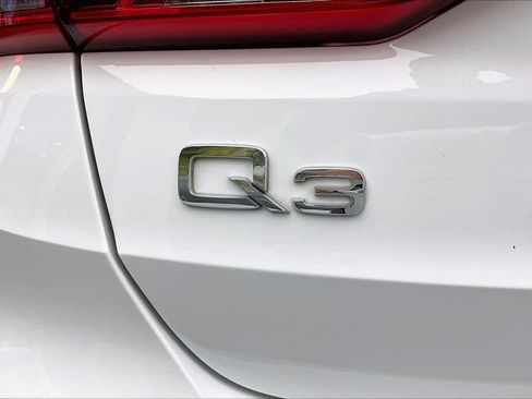 Used 2024 Audi Q3 2.0T Premium AWD/4WD image 33