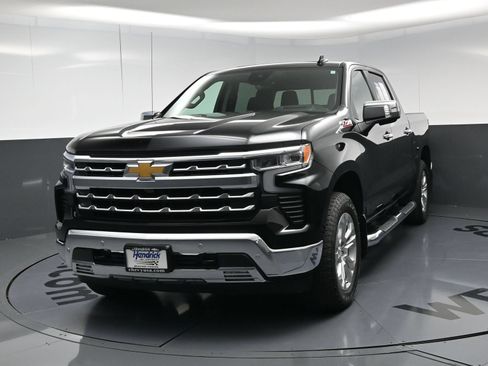 Used 2025 Chevrolet Silverado 1500 LTZ w/ LTZ Premium Package AWD/4WD image 11