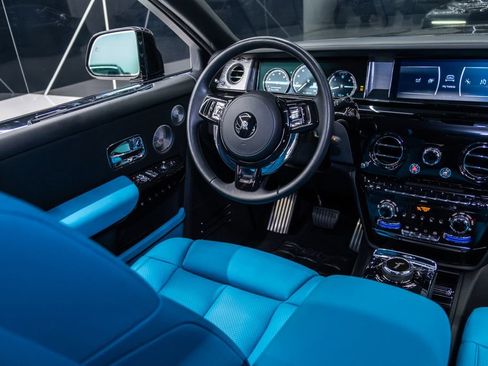 Used 2023 Rolls-Royce Phantom Sedan image 47