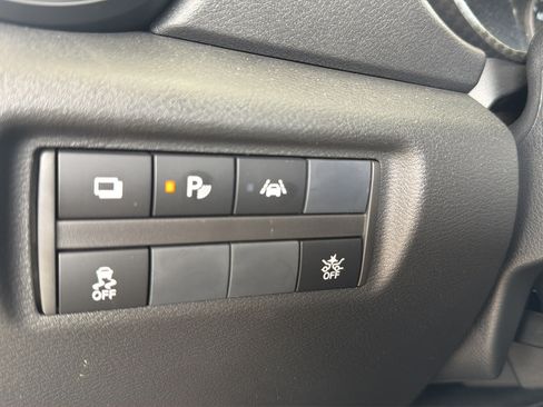 Certified 2025 Nissan Versa S w/ Trunk Package FWD image 18