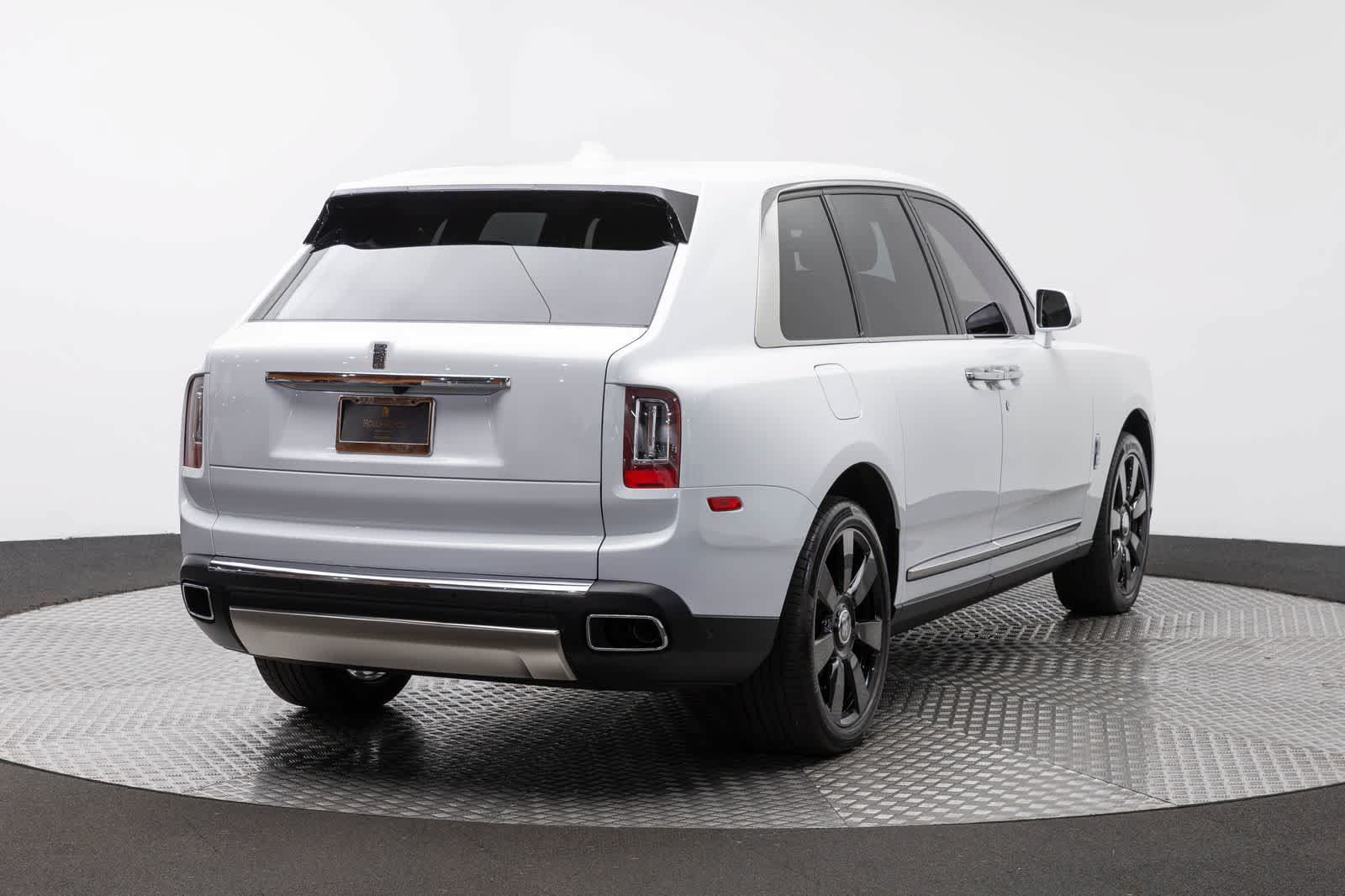 Used 2021 Rolls-Royce Cullinan AWD/4WD image 23