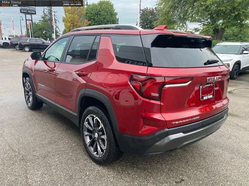 Used 2025 GMC Terrain Elevation w/ Elevation Premium Package AWD/4WD image 7