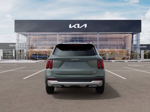 Certified 2025 Kia Sorento EX image 5