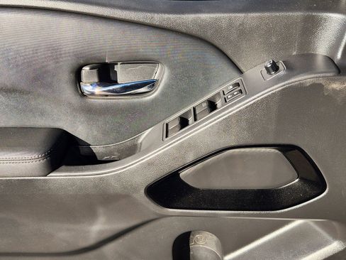 Used 2022 Nissan Frontier PRO-4X w/ Pro-4X Premium Package image 59