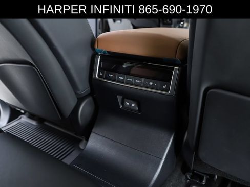 Used 2024 Lexus GX 550 w/ Accessory Package (2T) AWD/4WD image 39
