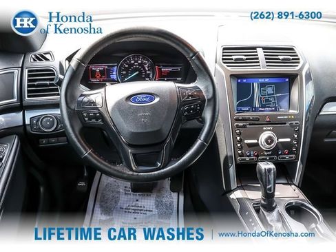 Used 2017 Ford Explorer Sport w/ Equipment Group 401A AWD/4WD image 14