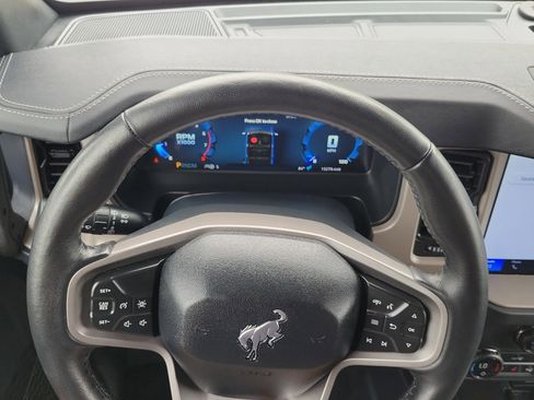 Certified 2025 Ford Bronco Outer Banks AWD/4WD image 21