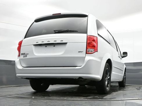 Used 2017 Dodge Grand Caravan GT FWD image 35