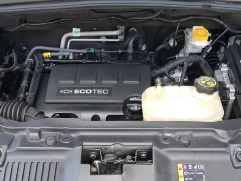 Used 2019 Chevrolet Trax LS FWD image 14
