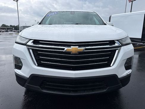 Used 2023 Chevrolet Traverse LT FWD image 11