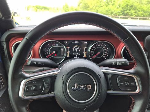 Used 2022 Jeep Gladiator Rubicon w/ LED Lighting Group AWD/4WD image 21