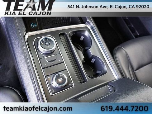 Used 2024 Ford Expedition Max XLT image 32