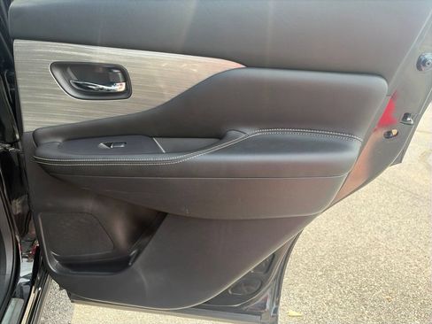 Used 2018 Nissan Murano SL w/ Midnight Edition Package FWD image 28