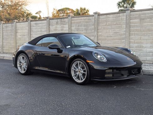 Certified 2025 Porsche 911 Carrera w/ Premium Package image 8