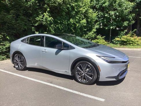 Certified 2024 Toyota Prius Limited w/ Limited Premium Package AWD/4WD image 9
