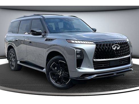 Used 2026 INFINITI QX80 4WD w/ Sport Exterior Package image 2