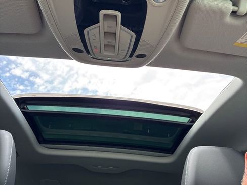 Used 2023 Audi Q8 Premium Plus w/ Premium Plus Package image 9