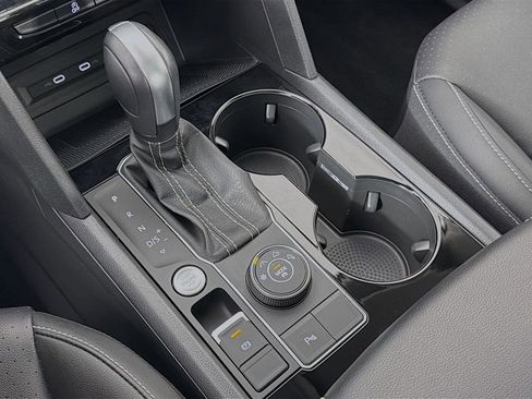 Used 2023 Volkswagen Atlas SEL R-Line image 17