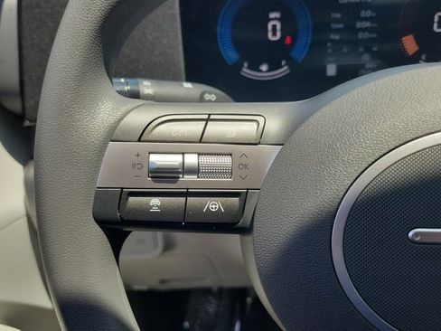 Used 2026 Hyundai Kona SE FWD image 7