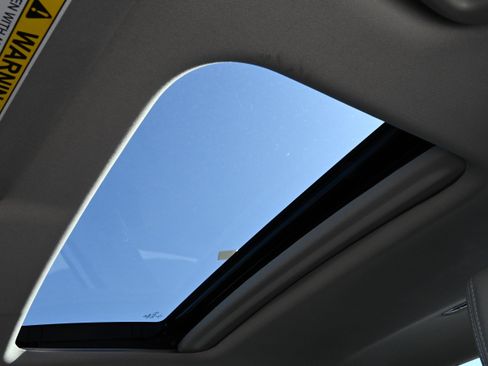 Used 2021 Honda Civic EX-L image 24