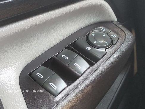 Used 2022 Chevrolet Equinox LT FWD image 23