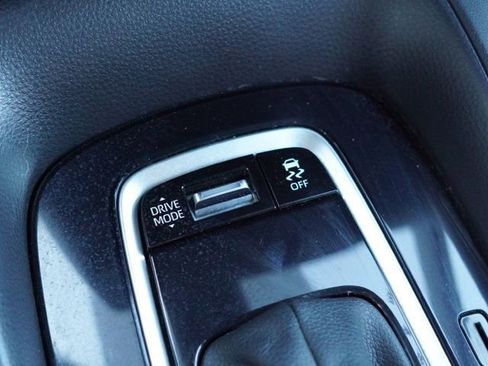 Used 2024 Toyota Corolla SE image 30