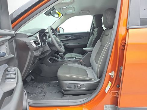 Used 2023 Chevrolet TrailBlazer LT w/ Convenience Package AWD/4WD image 14
