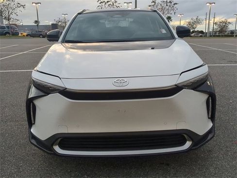 Used 2024 Toyota bZ4X Limited image 9
