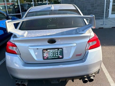 Used 2019 Subaru WRX STI AWD/4WD image 11