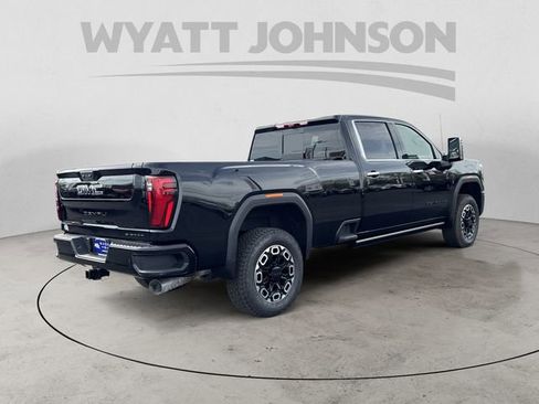 New 2026 GMC Sierra 3500 Denali Ultimate w/ LPO, Black Badging Package AWD/4WD image 5