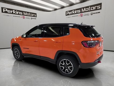 New 2026 Jeep Compass Trailhawk AWD/4WD image 3