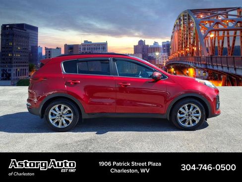 Used 2021 Kia Sportage S w/ S FWD Premium Package image 2