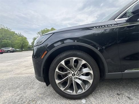 New 2025 Lincoln Aviator Reserve w/ Illumination Package image 10