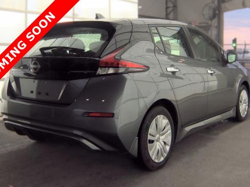 Used 2025 Nissan Leaf S FWD image 4
