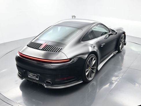 Used 2024 Porsche 911 Carrera 4S image 32