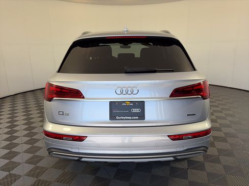 Certified 2021 Audi Q5 2.0T Premium Plus AWD/4WD image 9
