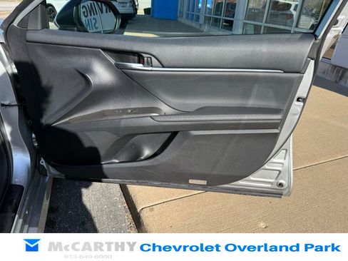 Used 2024 Toyota Camry XLE w/ Navigation Package image 43