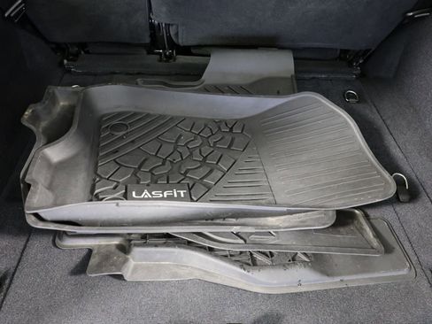 Used 2019 Jeep Wrangler Unlimited Sahara w/ Safety Group AWD/4WD image 42
