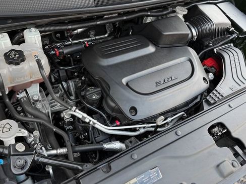 Used 2020 Chrysler Voyager Lxi image 27