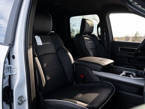 New 2026 RAM 4500 4x4 Crew Cab DRW w/ Laramie Trim Package image 21