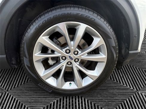 Used 2021 Ford Explorer Platinum image 14